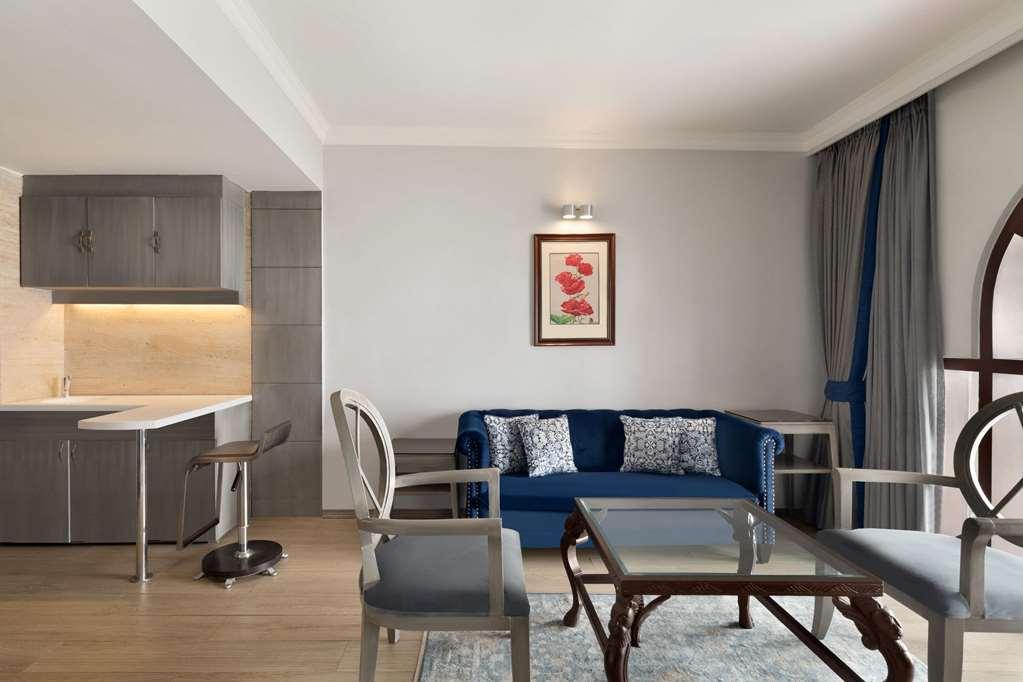 Ramada By Wyndham Mussoorie Mall Road Стая снимка